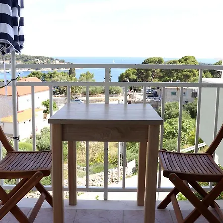 아파트먼트 프레인 아파트 *