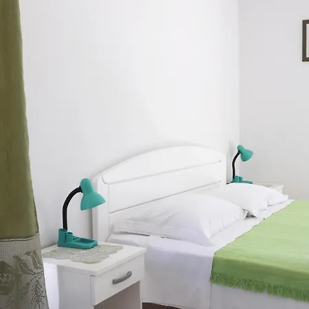 Frane Apartment *