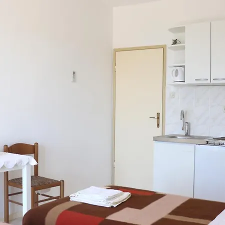 Daire Frane Hvar Town