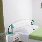 Frane Apartment *