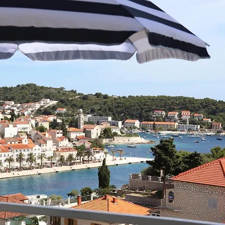 Apartment Frane Hvar Town