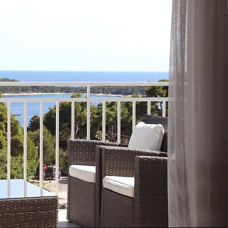 Frane Apartment
